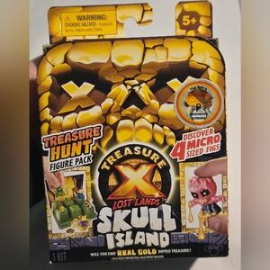 Treasure X Lost Lands Skull Island Figure Pack